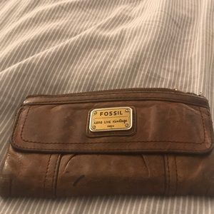 Fossil wallet
